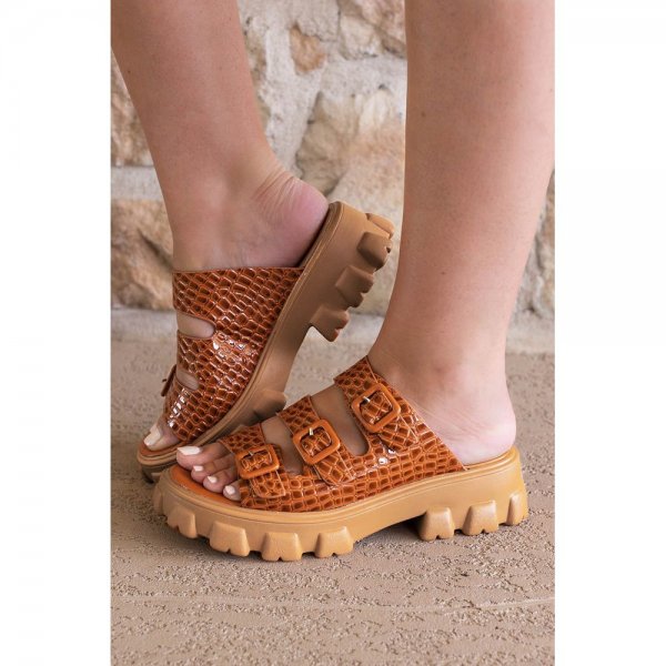 Brown Dotty PU Buckle Straps Gladiator Platform Slippers