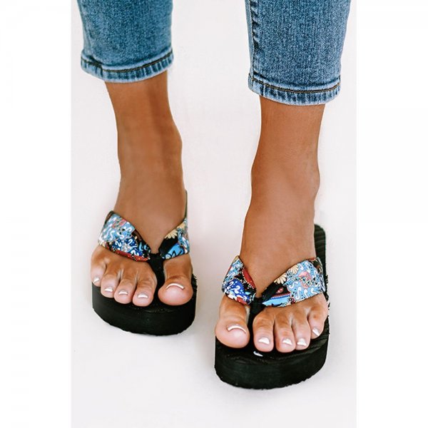 Black Holiday Vibe Print Soft Wedge Flip Flops