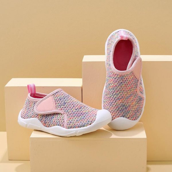 Girls Walking Shoes Lightweight Breathable Knit 2023 New Casual Sneakers For Toddlers Spring And Summer