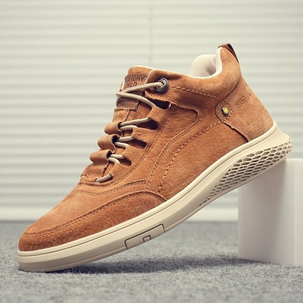 Men's Stylish Lace-Up Skate Shoes - Step Out in Style!